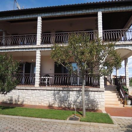 Ferienwohnung Rosmarin Poreč Exteriör bild