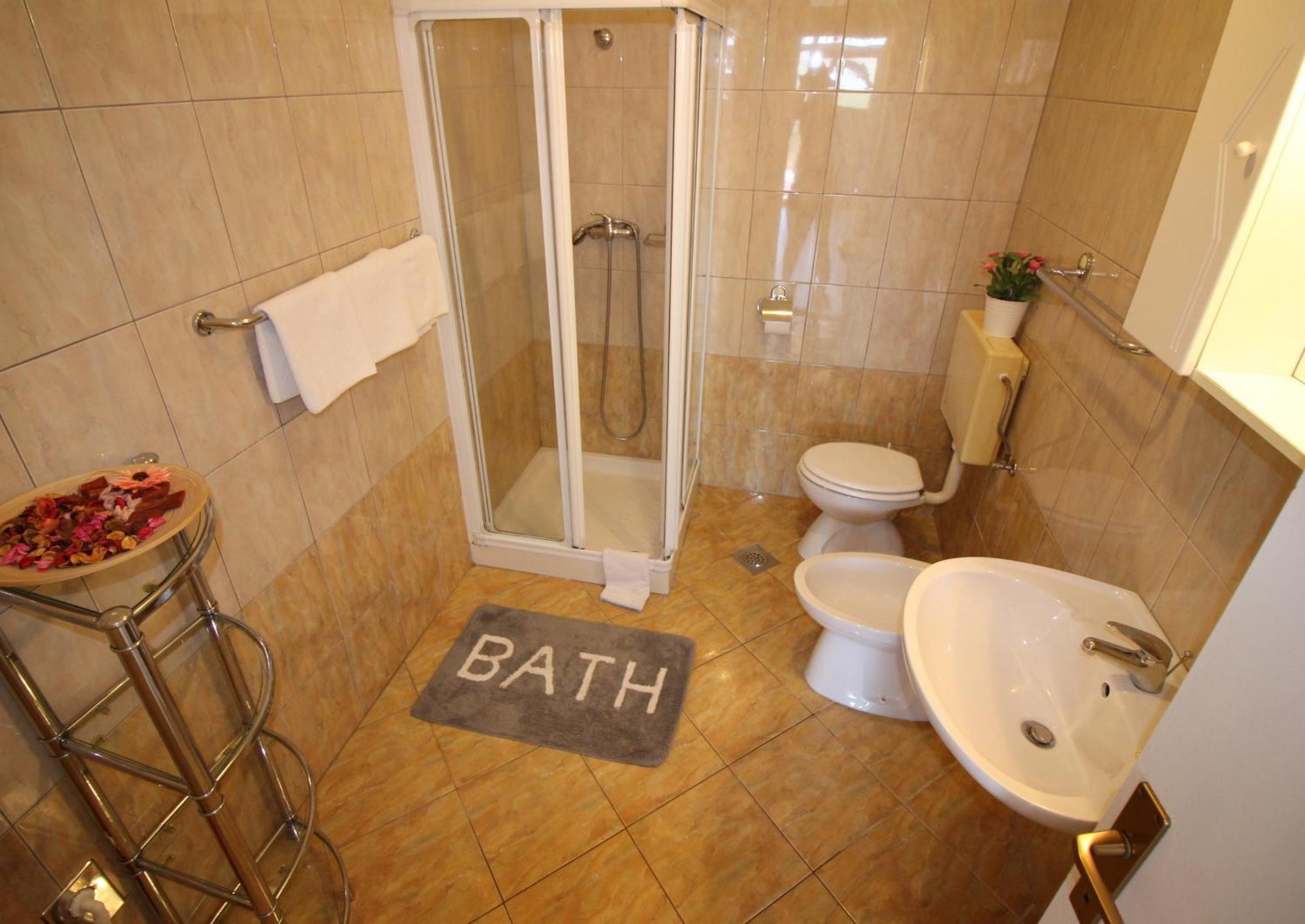 Ferienwohnung Rosmarin Poreč Exteriör bild
