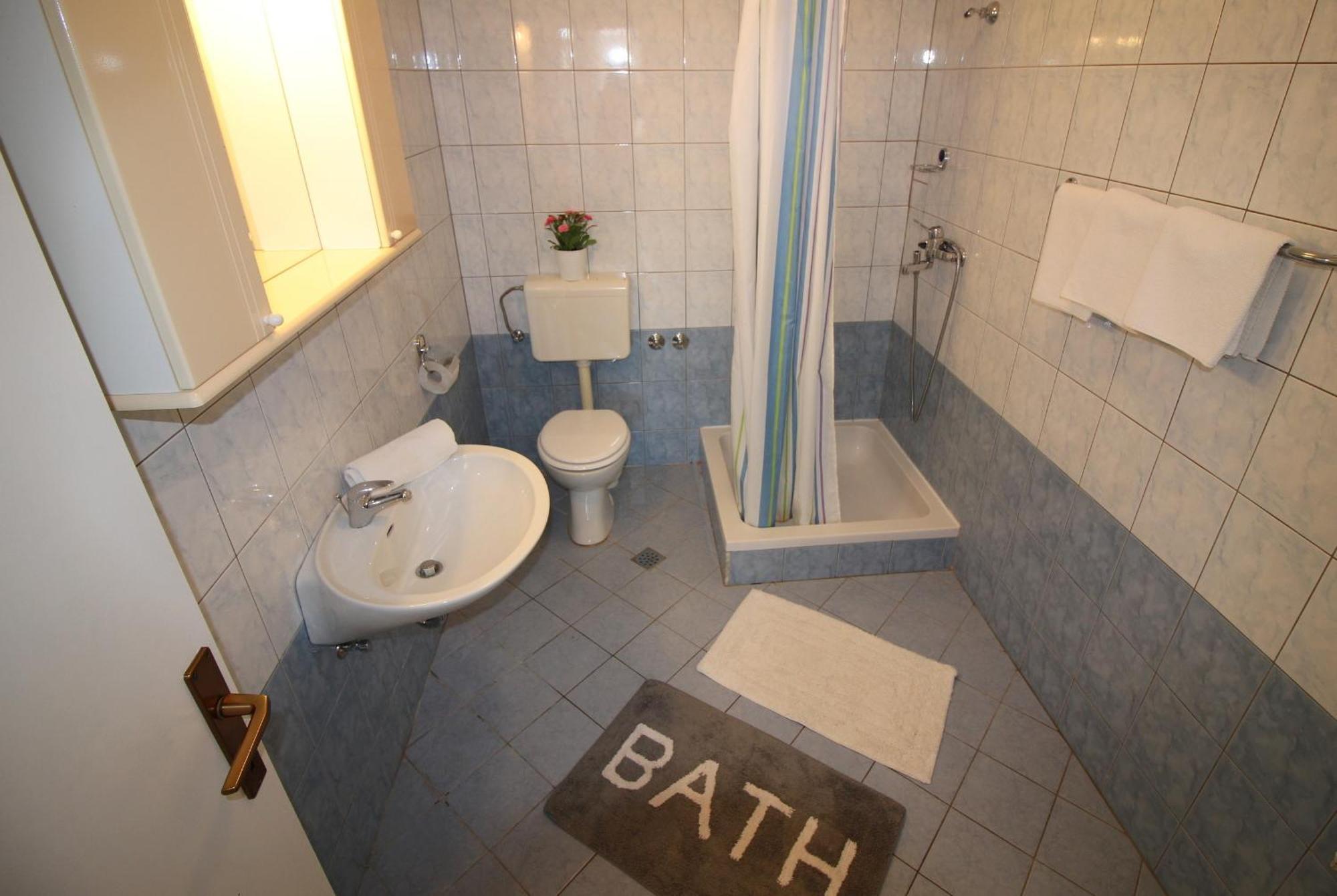 Ferienwohnung Rosmarin Poreč Exteriör bild